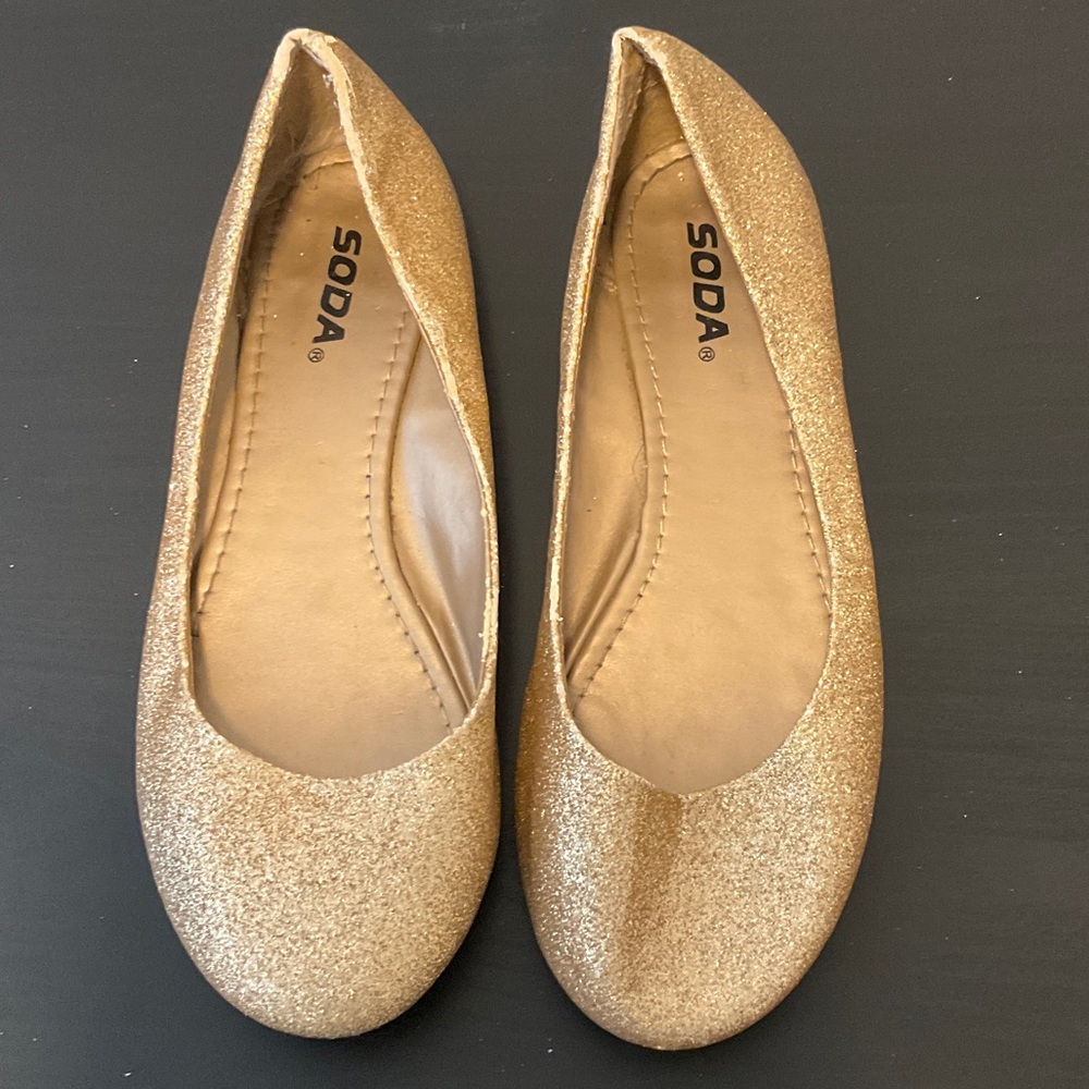 Soda Sparkling Gold Flats